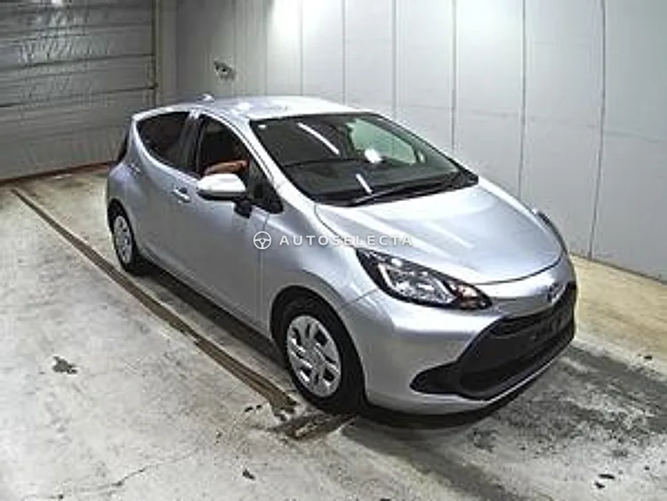 Toyota Aqua 2022, photo 1 of 1