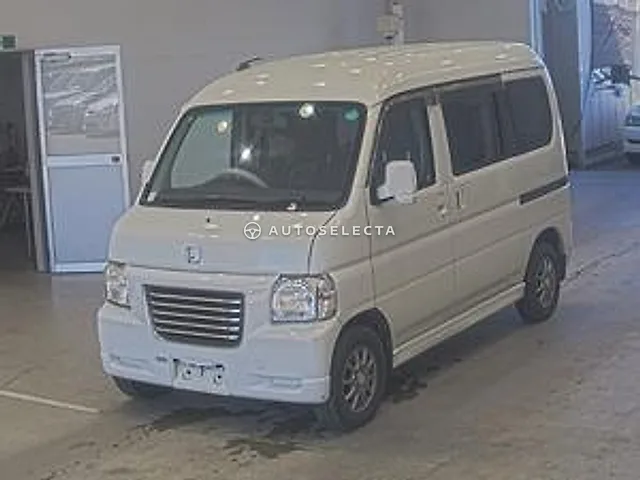 Honda Vamos Hobio 2017, auction grade 3.5