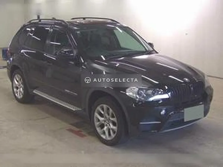 BMW X5 2012, photo 1 of 6