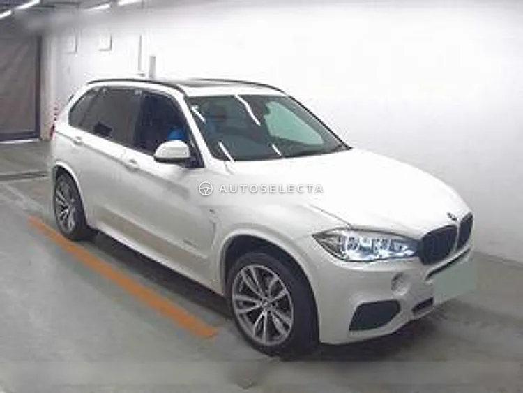 BMW X5 2018, photo 1 of 6