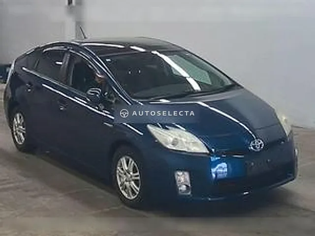Toyota Prius 2011, auction grade 3