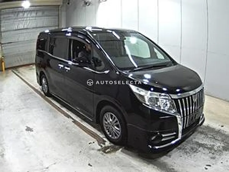 Toyota Esquire 2015, photo 1 of 1