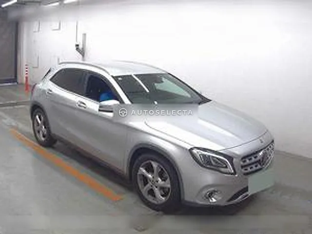 Mercedes-Benz GLA-Class 2020, auction grade 4.5
