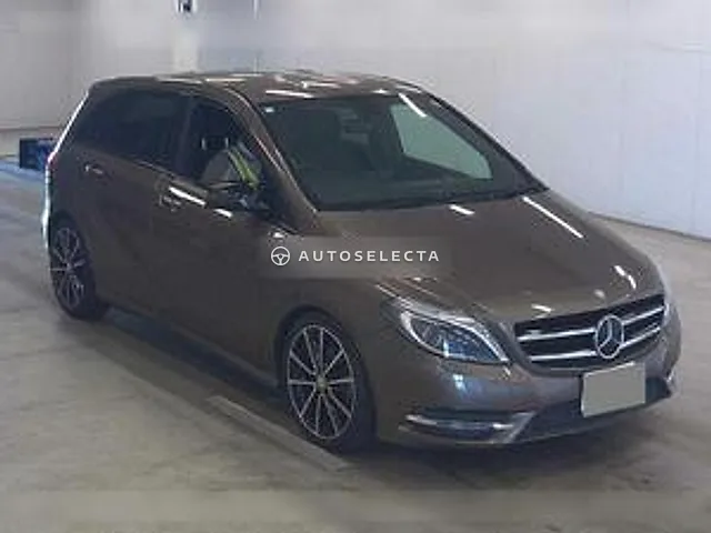 Mercedes-Benz B-Class 2012, auction grade 4