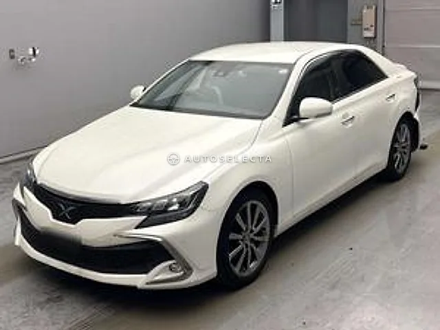 Toyota Mark X 2019, auction grade R