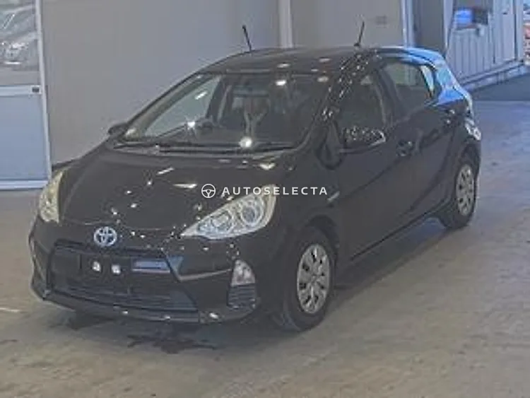 Toyota Aqua 2014, photo 1 of 1