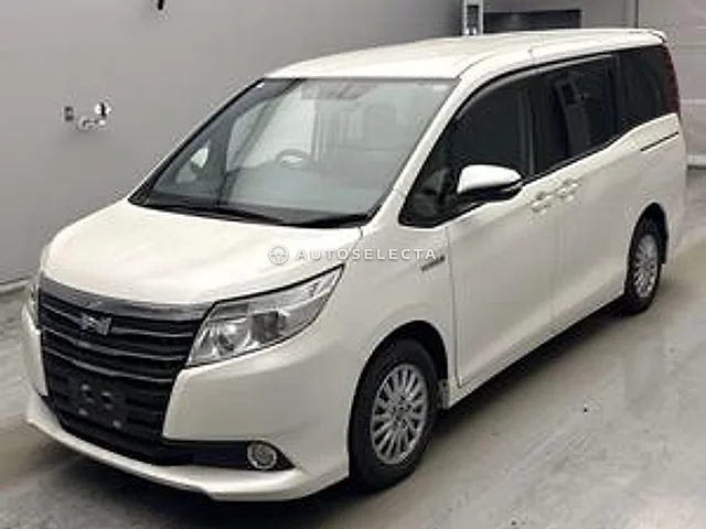 Toyota Noah 2014, auction grade R