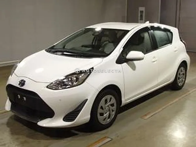 Toyota Aqua 2021, auction grade R