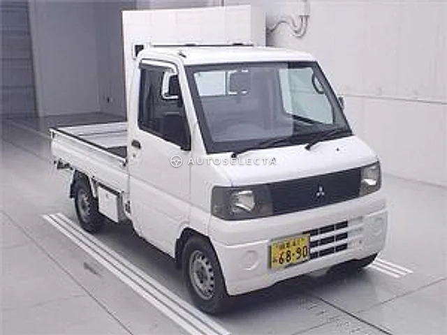 Mitsubishi Minicab 2003, auction grade 3.5