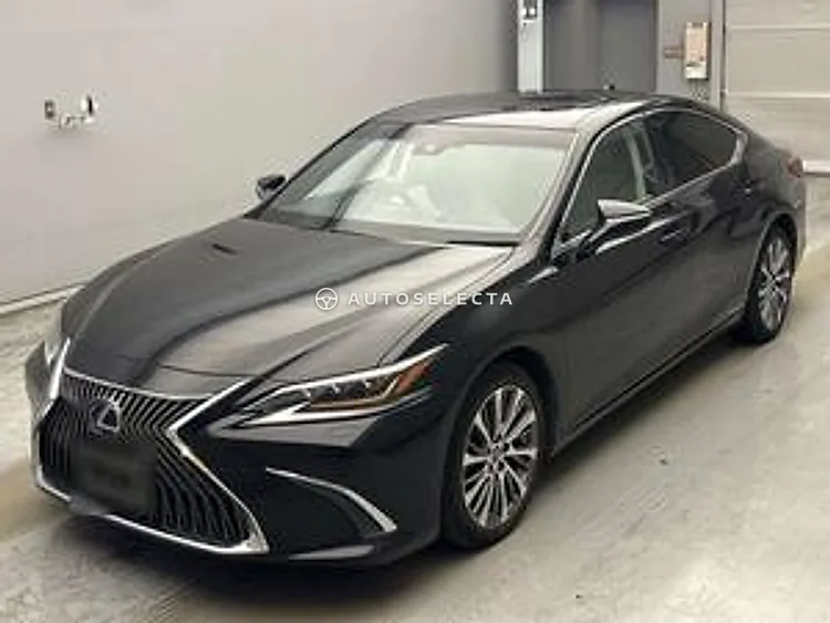 Lexus ES 2019, photo 1 of 2