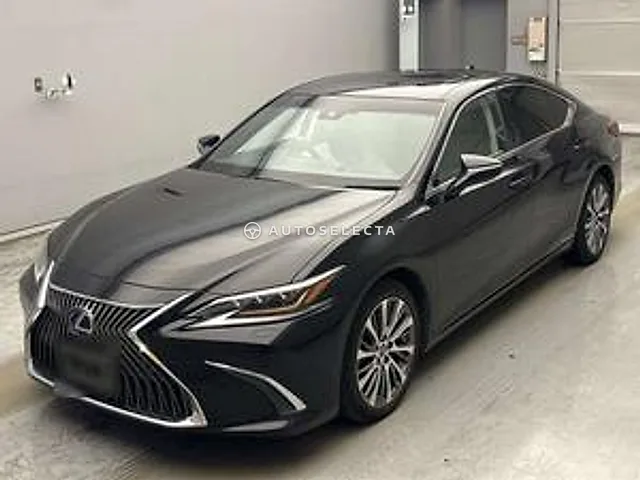 Lexus ES 2019, auction grade 3.5