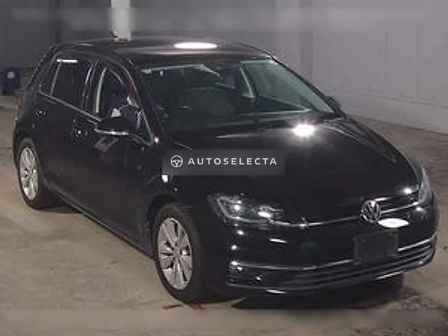 Volkswagen Golf 2017, auction grade 4