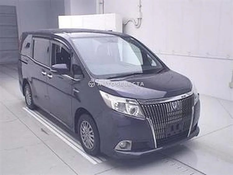 Toyota Esquire 2015, photo 1 of 1