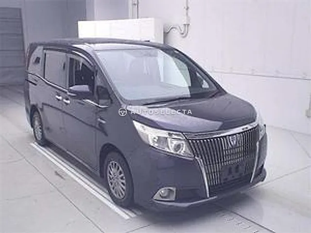 Toyota Esquire 2015, auction grade R