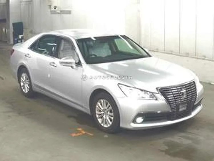 Toyota Crown 2013, photo 1 of 1