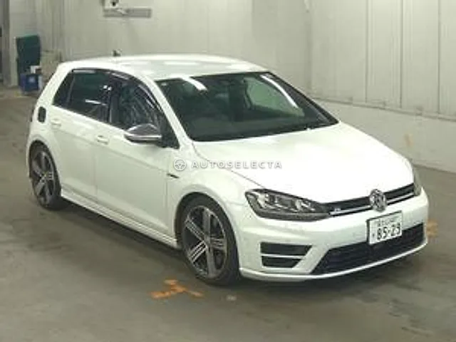Volkswagen Golf 2014, auction grade 4