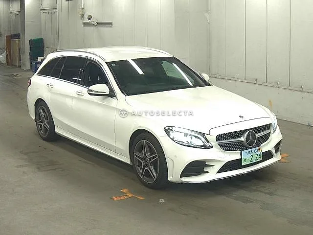 Mercedes-Benz C-Class Station Wagon 2020, auction grade 4.5