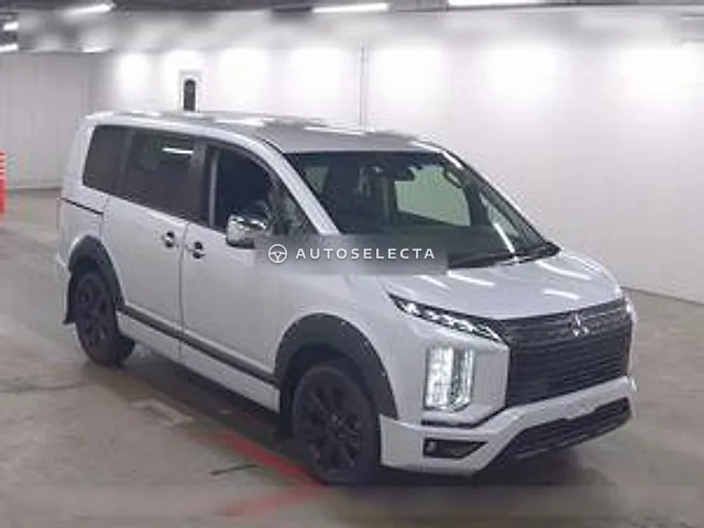 Mitsubishi Delica D:5 2023, auction grade R