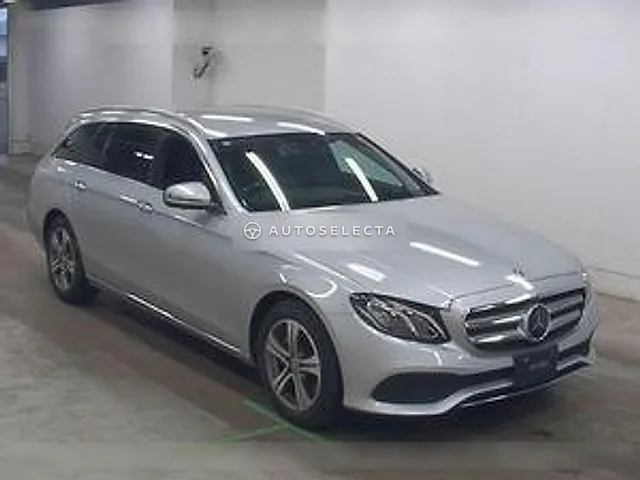 Mercedes-Benz E-Class Station Wagon 2020, auction grade 4