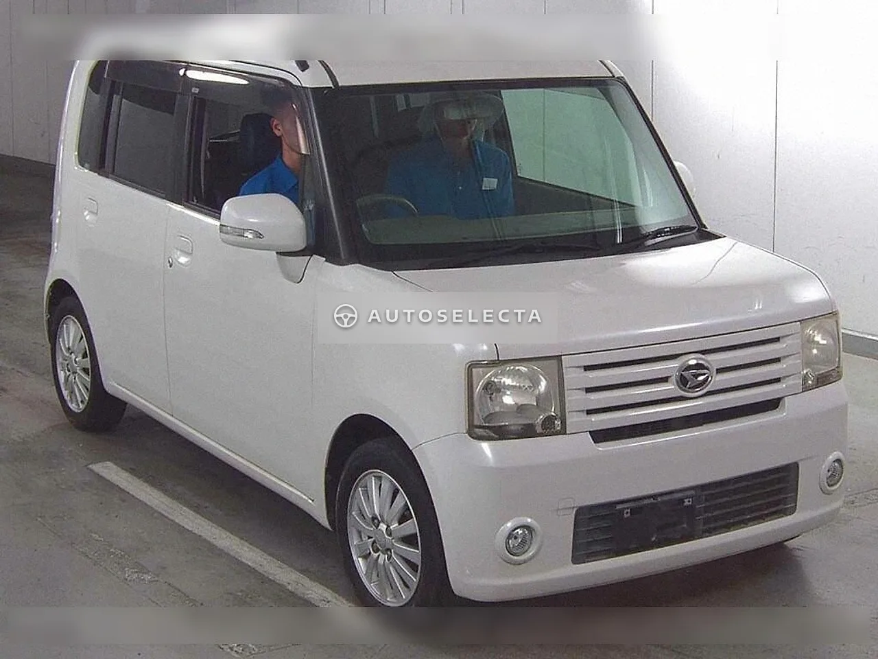 Daihatsu Move Conte 2010, photo 1 of 1