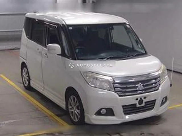 Mitsubishi Delica D:2 2015, auction grade 4