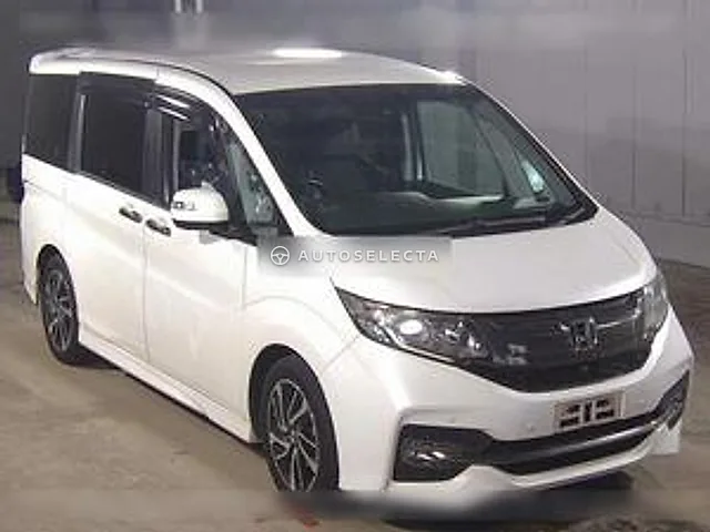 Honda Stepwgn Spada 2015, auction grade 4