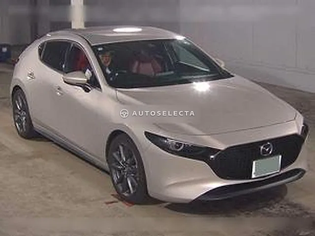 Mazda MAZDA3 Fastback 2022, auction grade 4.5