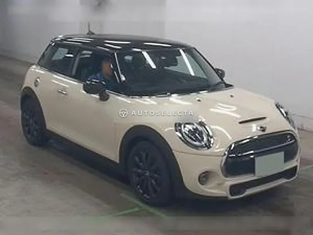 MINI SUV E-2008 2021, auction grade 4.5