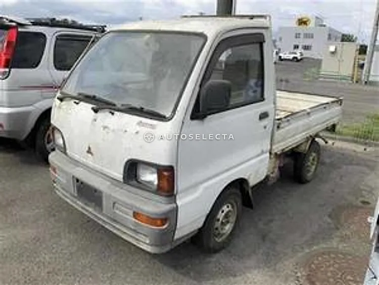 Mitsubishi Minicab 1995, photo 1 of 1