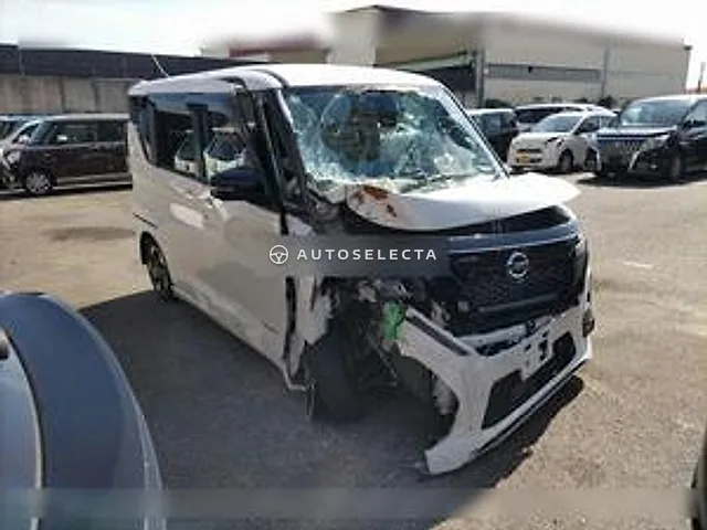 Nissan Roox 2022