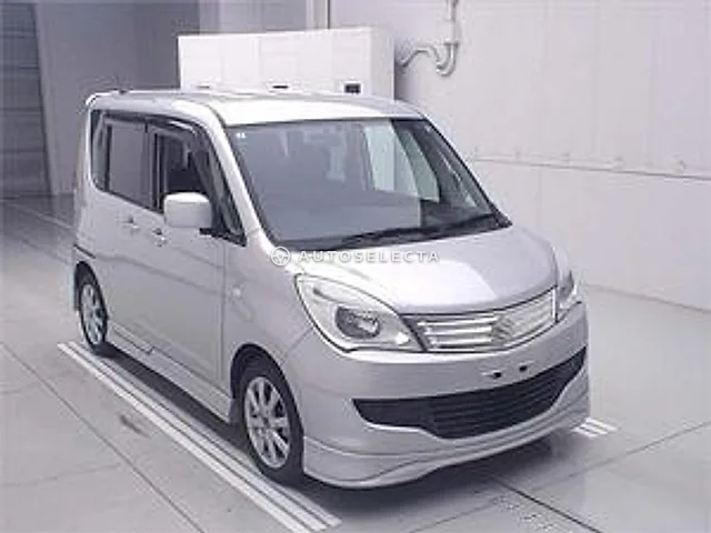 Suzuki Solio 2013, auction grade 4