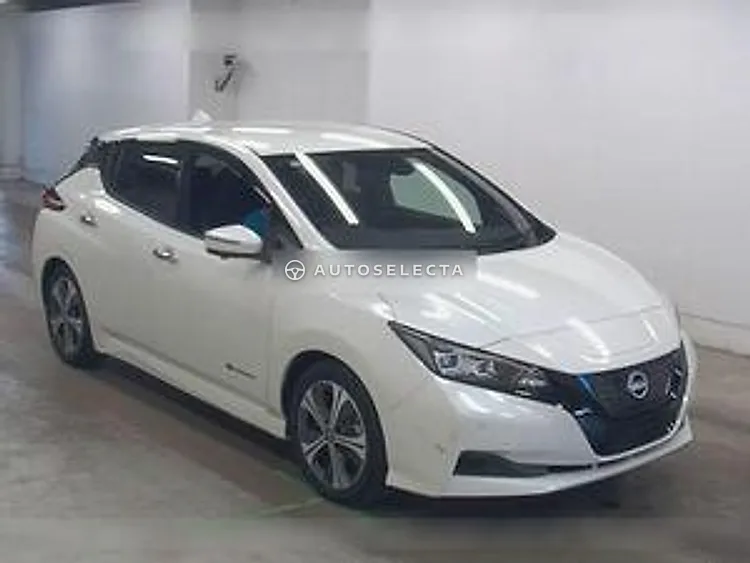 Nissan Leaf 2022, photo 1 of 1