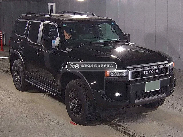 Toyota Land Cruiser 2025, auction grade 5