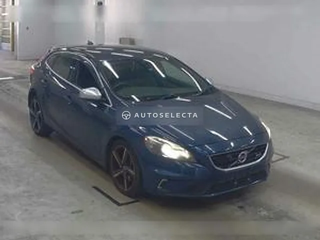 Volvo V40 2013, auction grade 3.5
