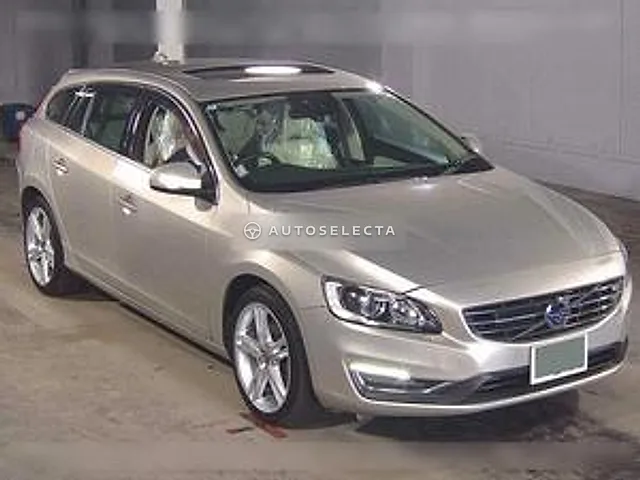 Volvo V60 2018, auction grade 4.5