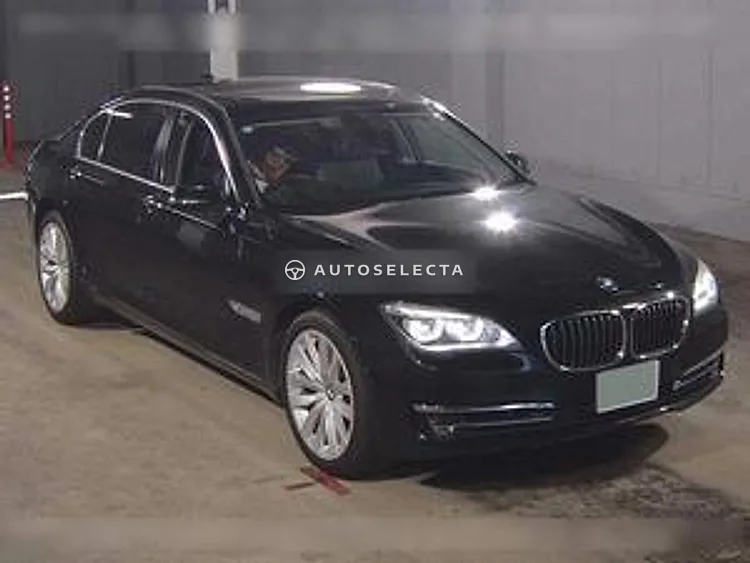 BMW 7 Series 2012, photo 1 of 1