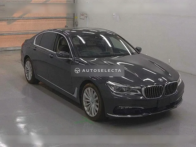 BMW 7 Series 2015, auction grade 4.5