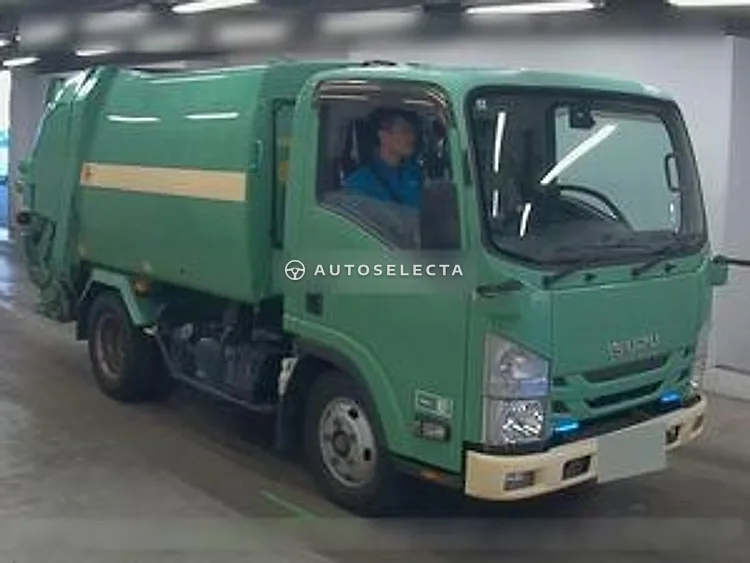 Isuzu ELF Truck 2015, photo 1 of 1