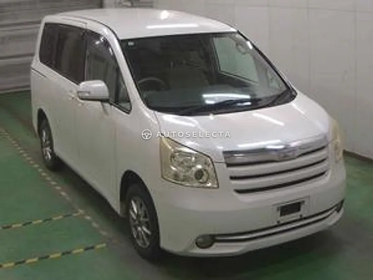 Toyota Noah 2007, photo 1 of 1