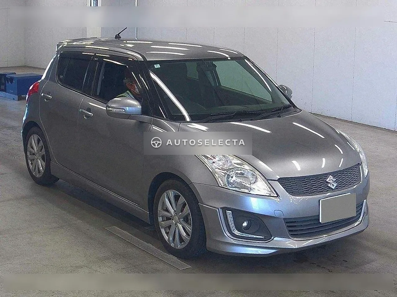Suzuki Swift 2014, photo 1 of 1