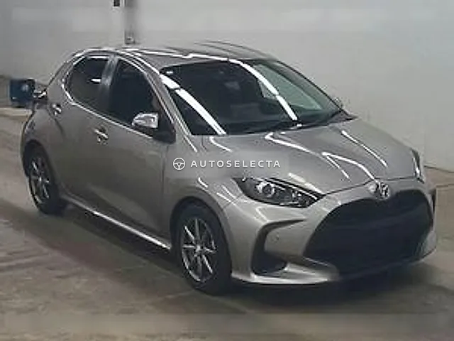 Toyota Yaris 2022, auction grade R