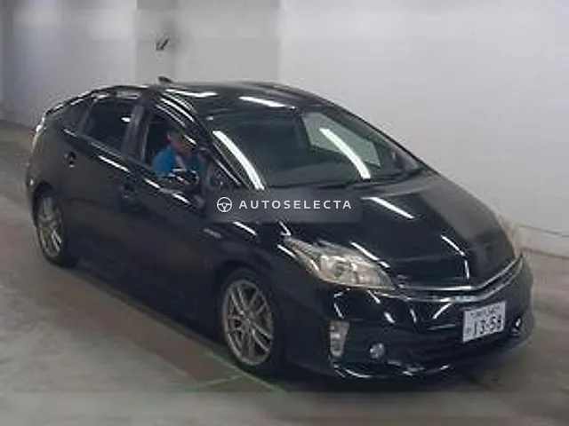 Toyota Prius 2012, auction grade 3