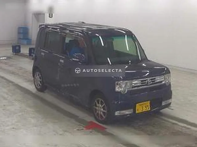 Toyota Pixis Space 2013