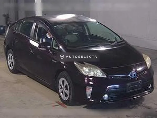 Toyota Prius 2013, auction grade R