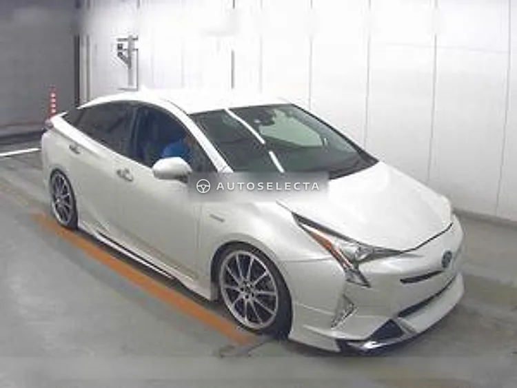 Toyota Prius 2017, photo 1 of 1