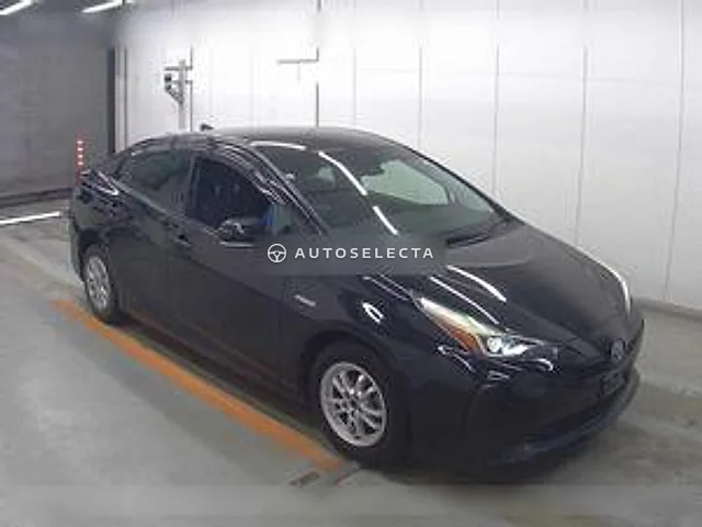Toyota Prius 2019, auction grade R