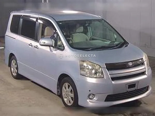 Toyota Noah 2009, auction grade 4