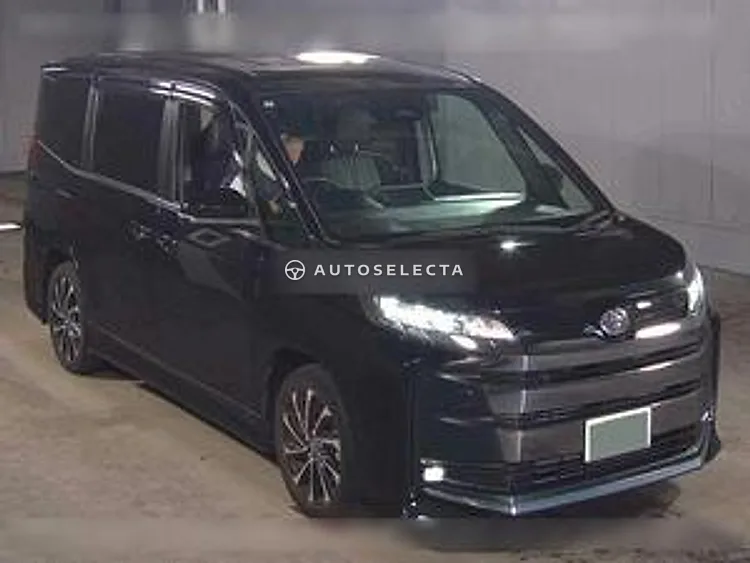 Toyota Noah 2023, photo 1 of 1