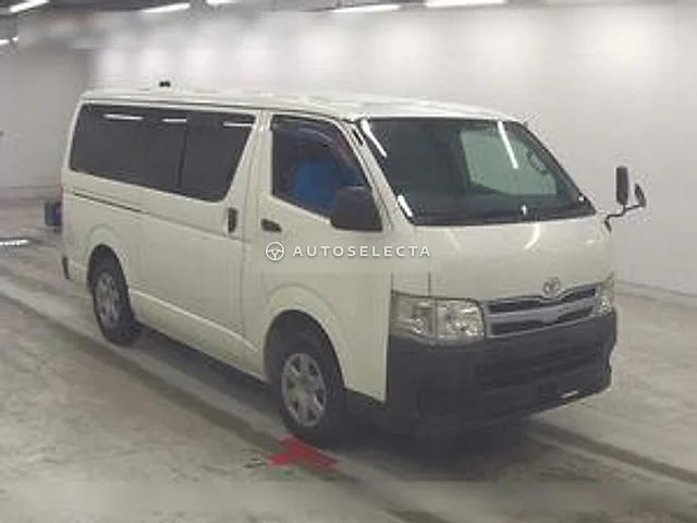 Toyota Hiace Van 2011, auction grade R