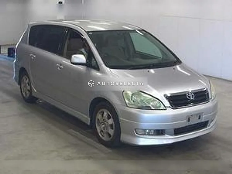 Toyota Ipsum 2003, photo 1 of 1
